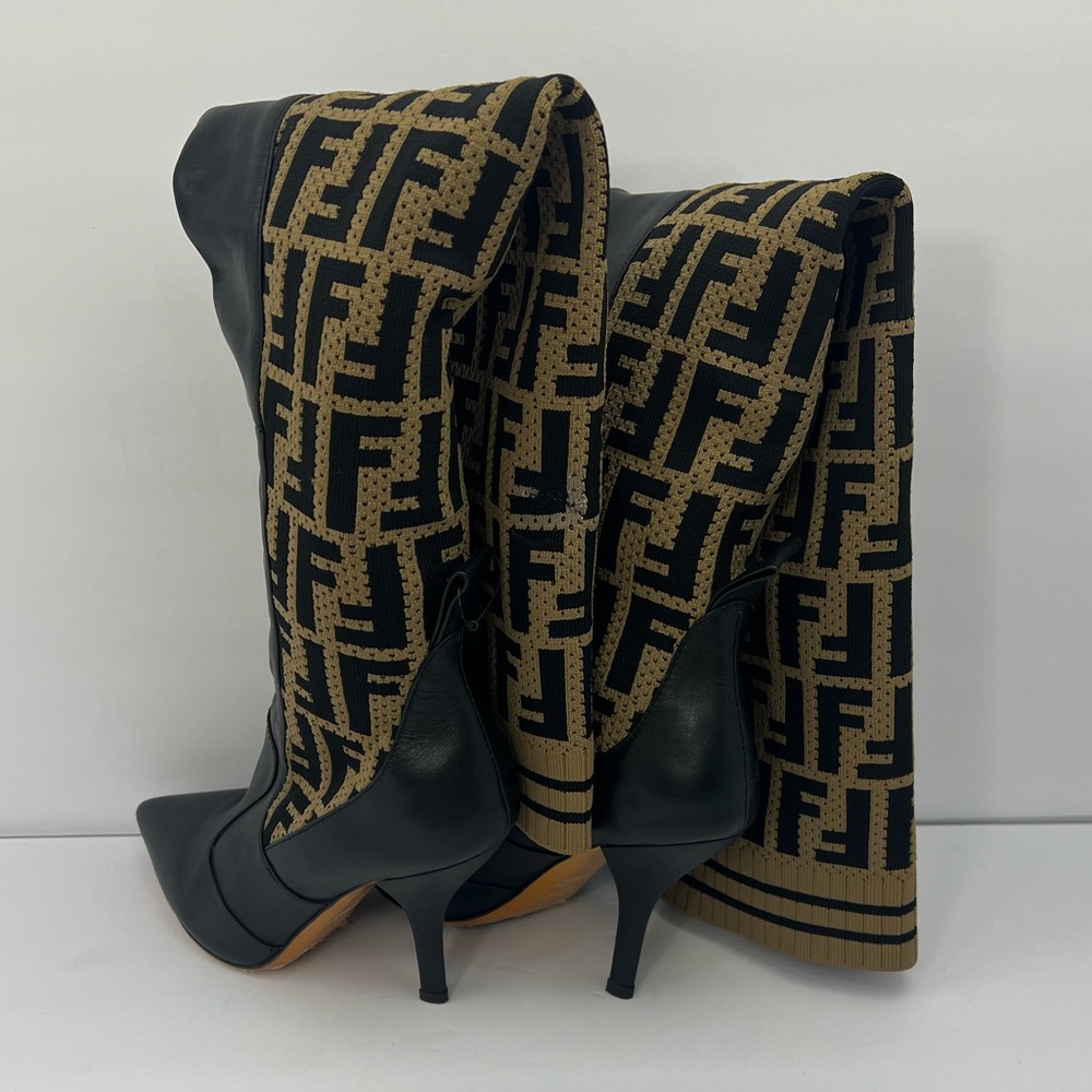 FENDI THIGH HIGH BOOTS, FENDI LOGO “FF”, ROCKOKO HEELS, COLIBRI LEATHER, SIZE 39 - Picture 3 of 17